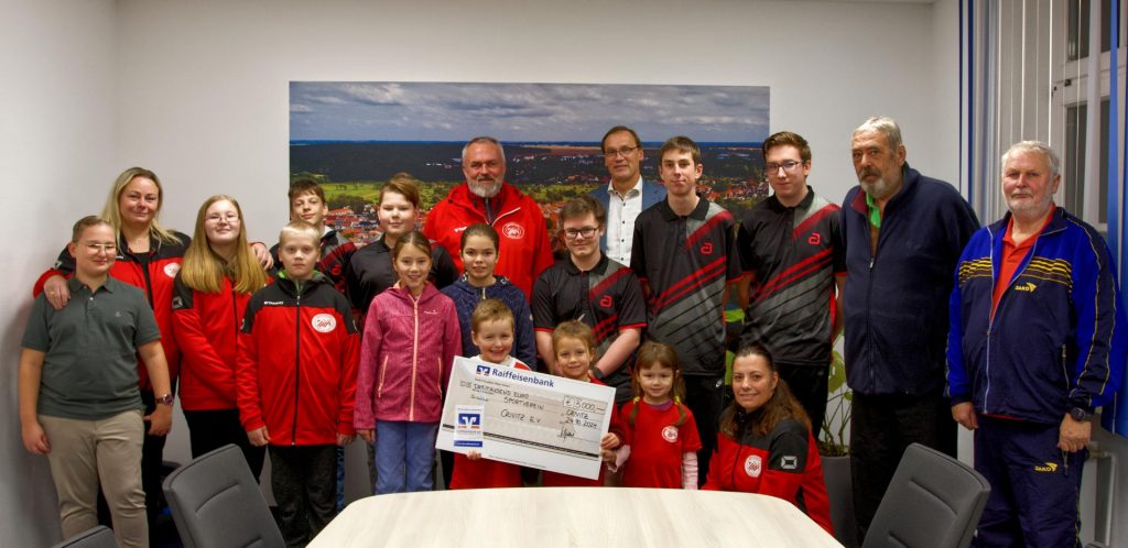 Spendenübergabe der Raiffeisenbank am 07.11.24